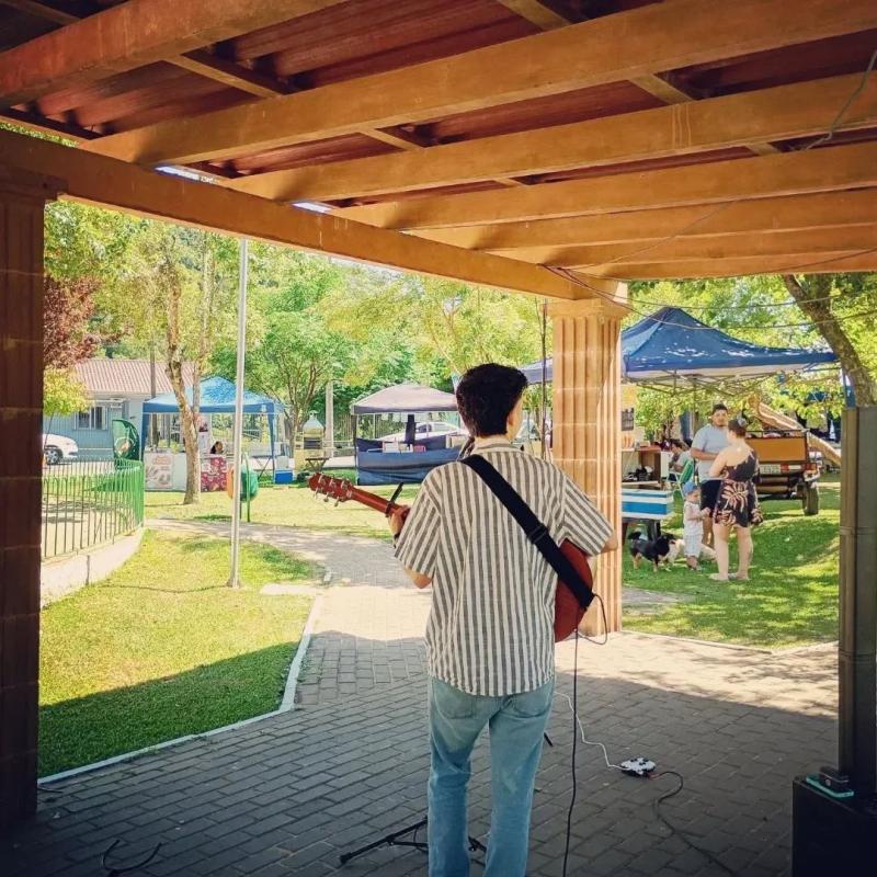 Talentos na Praça durante a Espaço Aberto