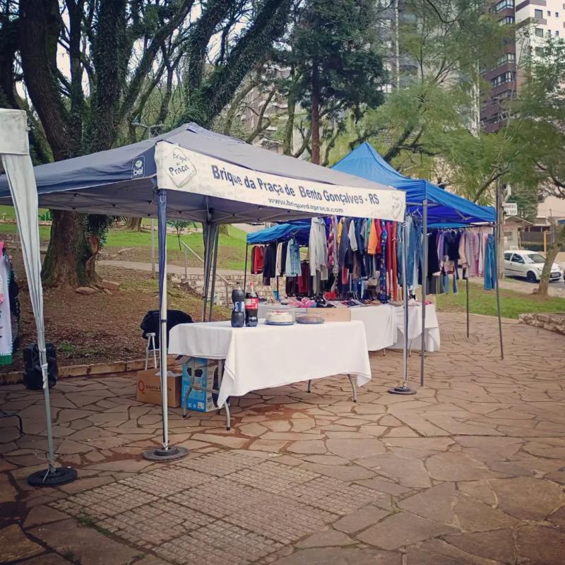 Brique da Praça na Centenário