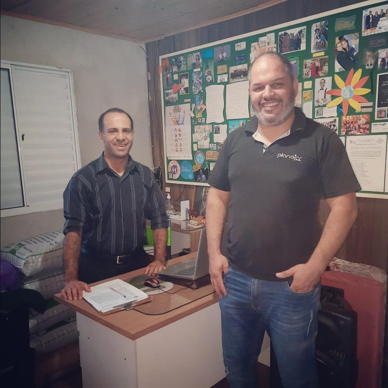 Pequeno Grande Campeão retorna aos Trabalhos Voluntários na Entidade.