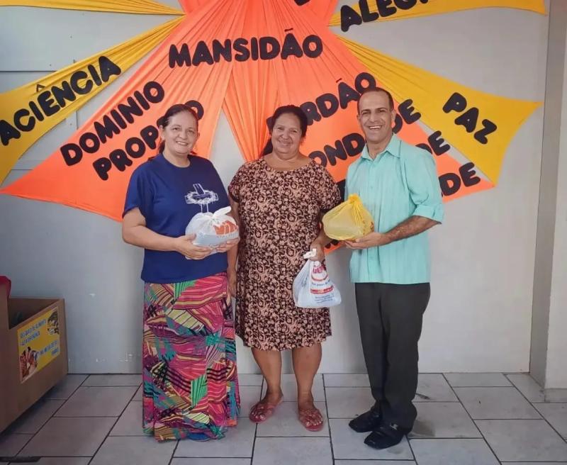 Feijão chegando às mãos das famílias!