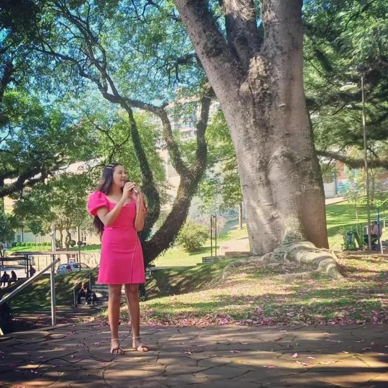 Cantoras Jaiane e Sami Almeida