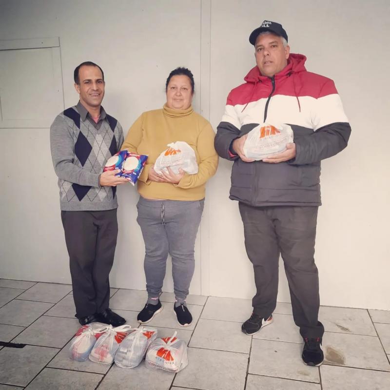 Doação de Alimentos no Vila Nova II