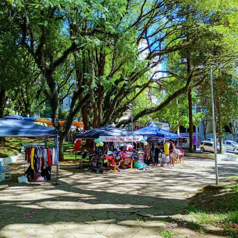 Hoje foi Dia de Brique da Praça