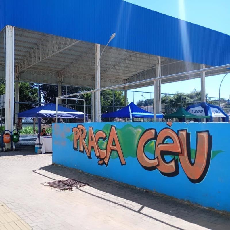 Espaço Aberto na Praça Céu