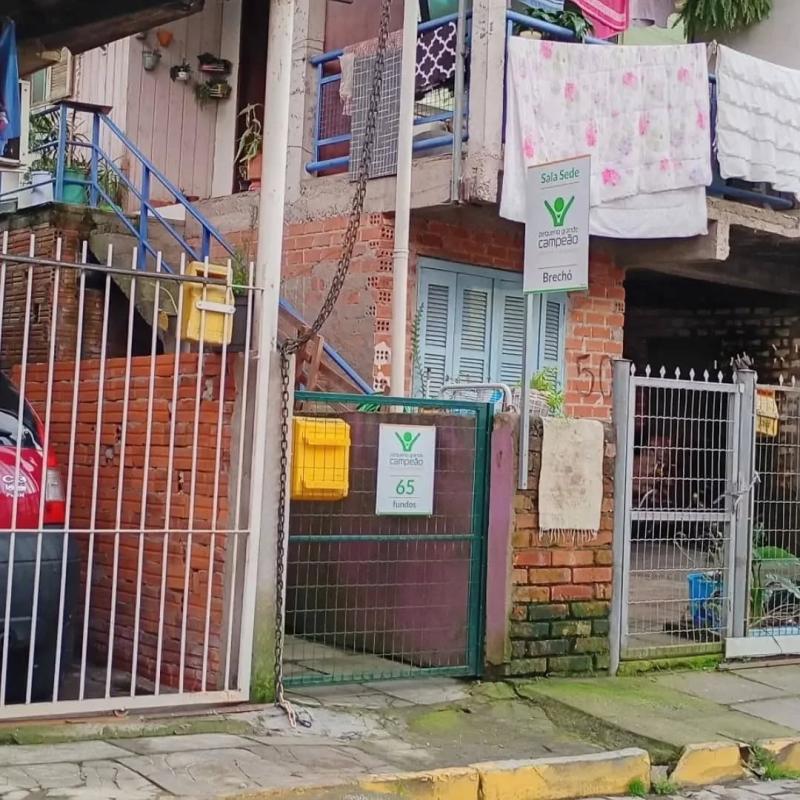 Sala/ Sede e Brechó